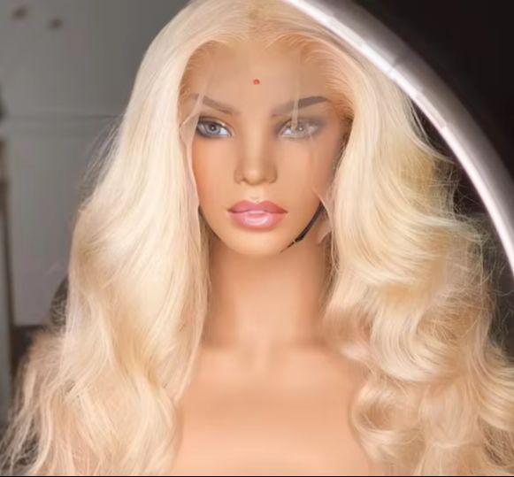 613 Blonde Wig Long Body Wave  - огляд і ціна 613 Blonde Body Wave Lace Front Wig